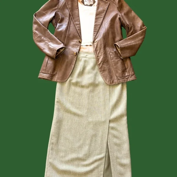 Remy Leather Fashions Blazer Jacket
Made in USA • Size 42 • Genuine Leather - Picture 13 of 15